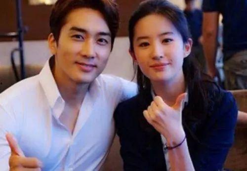 全娱乐圈读心吃瓜小说,读心吃瓜，揭秘明星背后的秘密